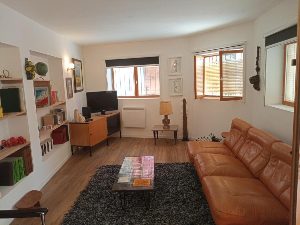Thuir: Superbe Appartement 外观 照片